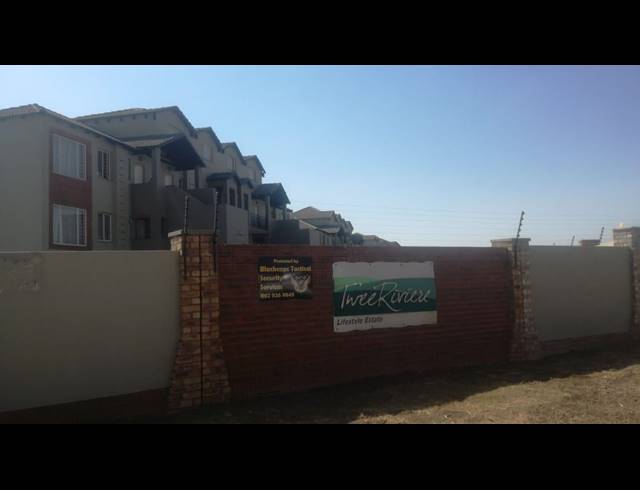 2 BEDROOM TOWNHOUSE FOR SALE IN MONTANA TUINE